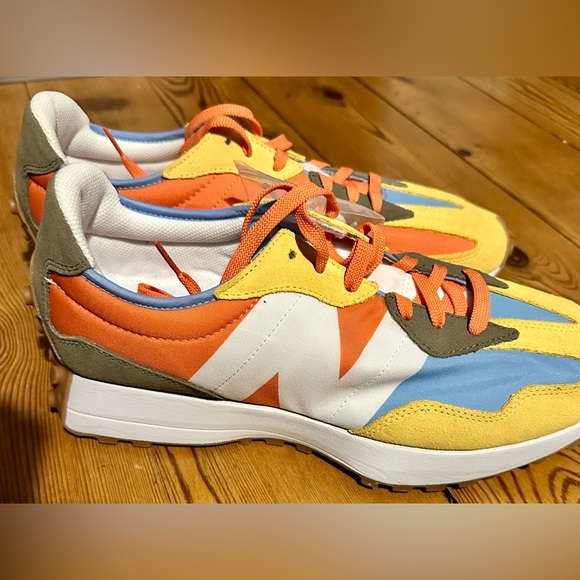 Shoes - Picture 7 of 7